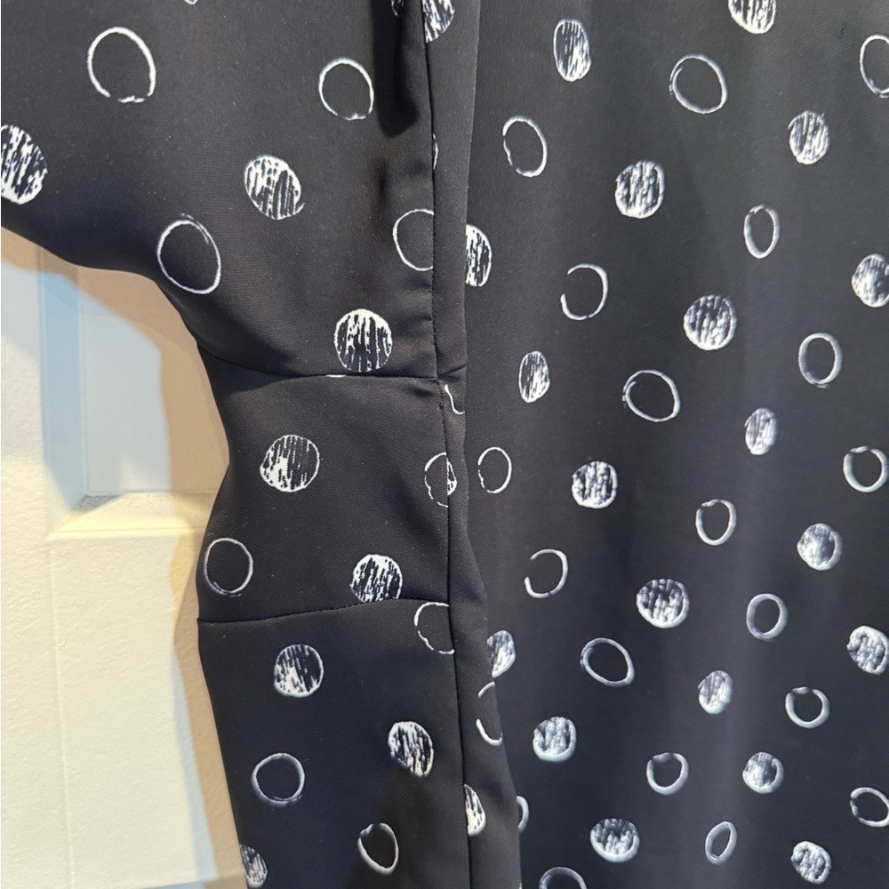 EUC Ann Taylor Navy Long Sleeve Blouse with Polka Dot Pattern - Picture 7 of 7